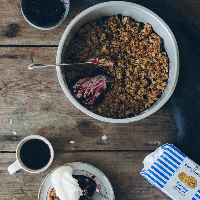 Vegansk blåbärspaj med smuldeg