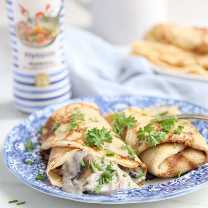 Veganska crepes med champinjonfyllning